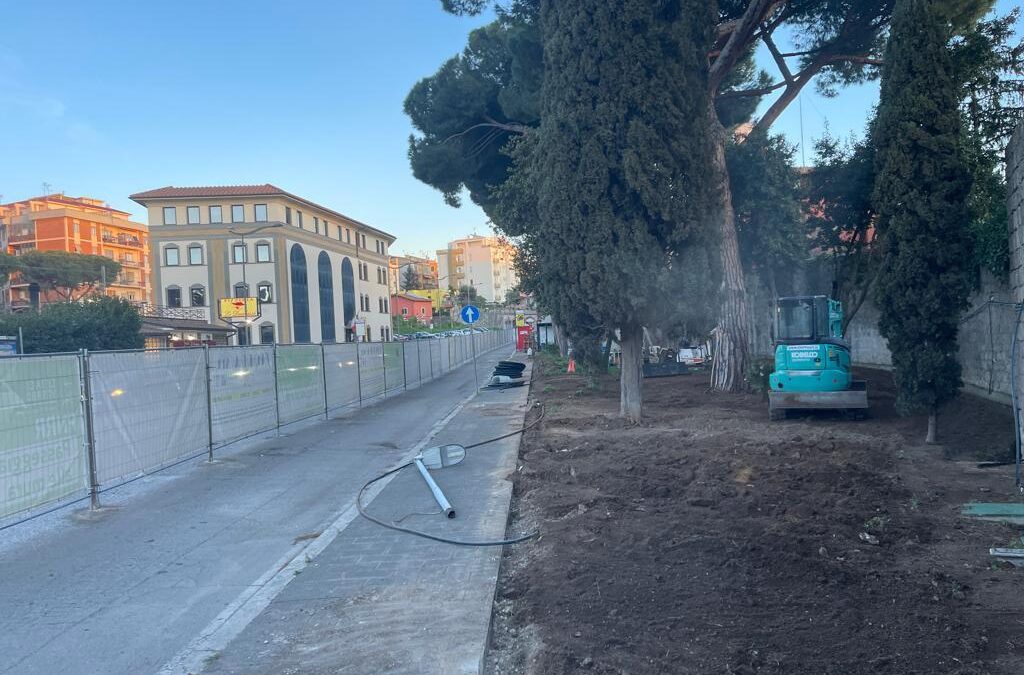 Continua la cementificazione delle aree storiche: addio al giardino di Porta San Marco